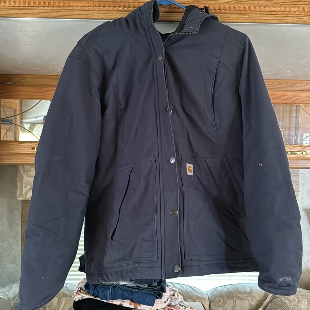 Women’s carhartt jacket